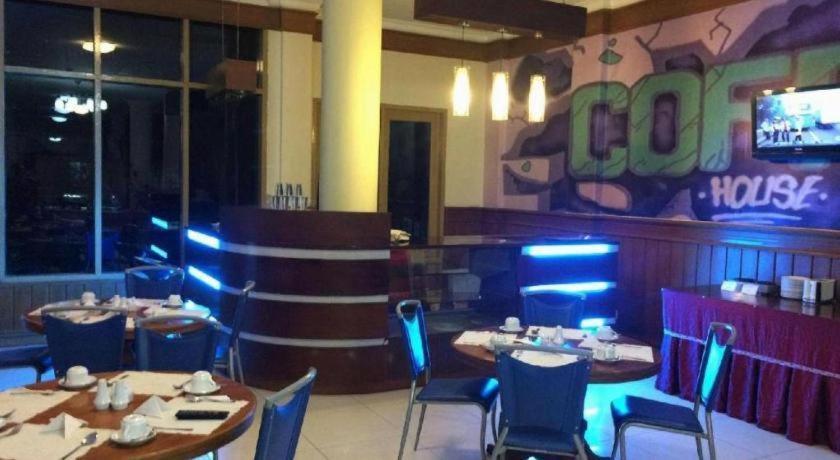 Athaya Hotel Kendari Ngoại thất bức ảnh