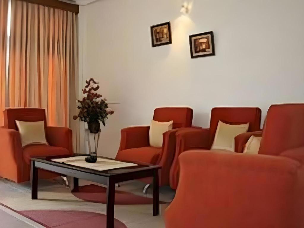 Athaya Hotel Kendari Ngoại thất bức ảnh
